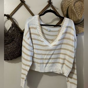 American Eagle oversized sweater. Beige and tan. Sz Large
